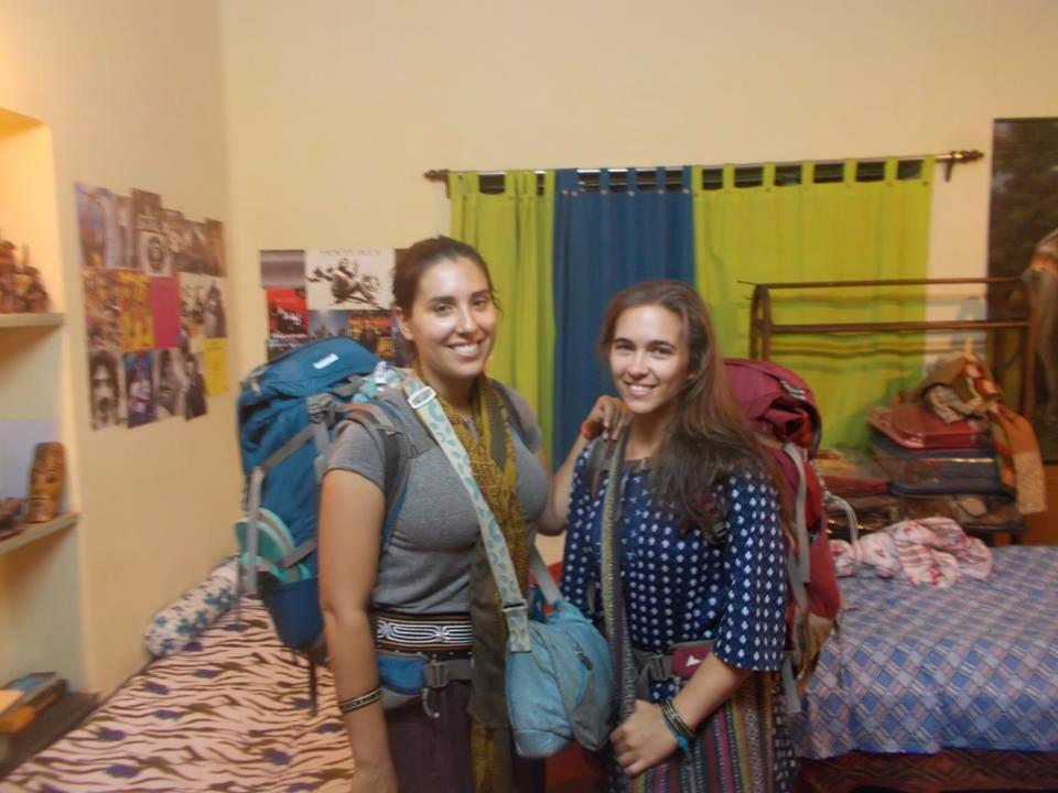 Calcutta Backpackers Homestay -Only For Backpackers & Travellers Екстериор снимка