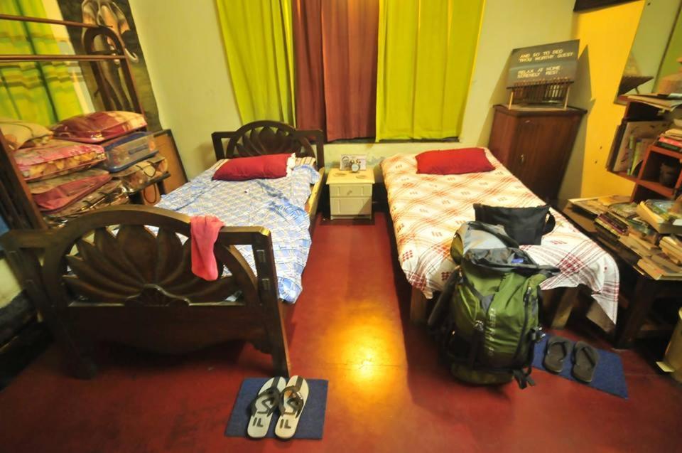 Calcutta Backpackers Homestay -Only For Backpackers & Travellers Екстериор снимка