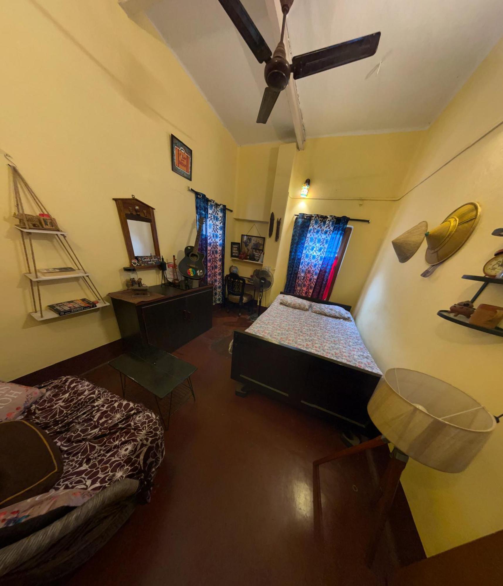 Calcutta Backpackers Homestay -Only For Backpackers & Travellers Екстериор снимка
