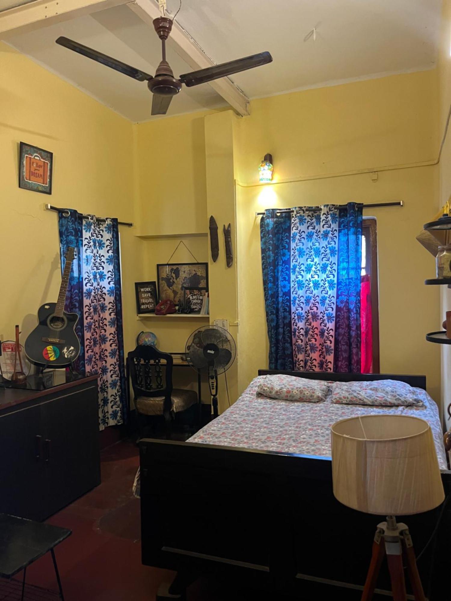 Calcutta Backpackers Homestay -Only For Backpackers & Travellers Екстериор снимка